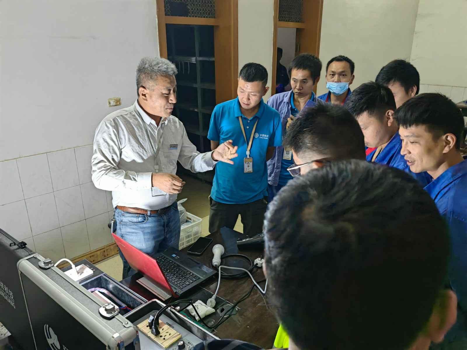 成都远航信息咨询管理有限公司为中移铁通有限公司安全用电培训